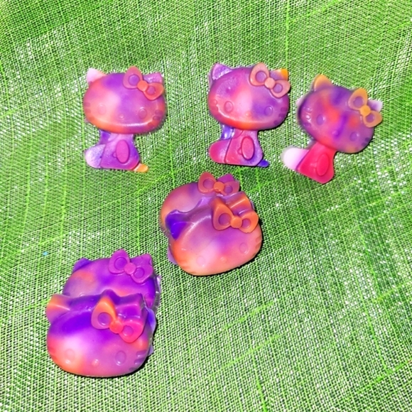 🎀Free With A Bundle Of 2 or More Item's🎀Handcrafted 🫧 Hello Kitty Soap 🫧 - Picture 8 of 14